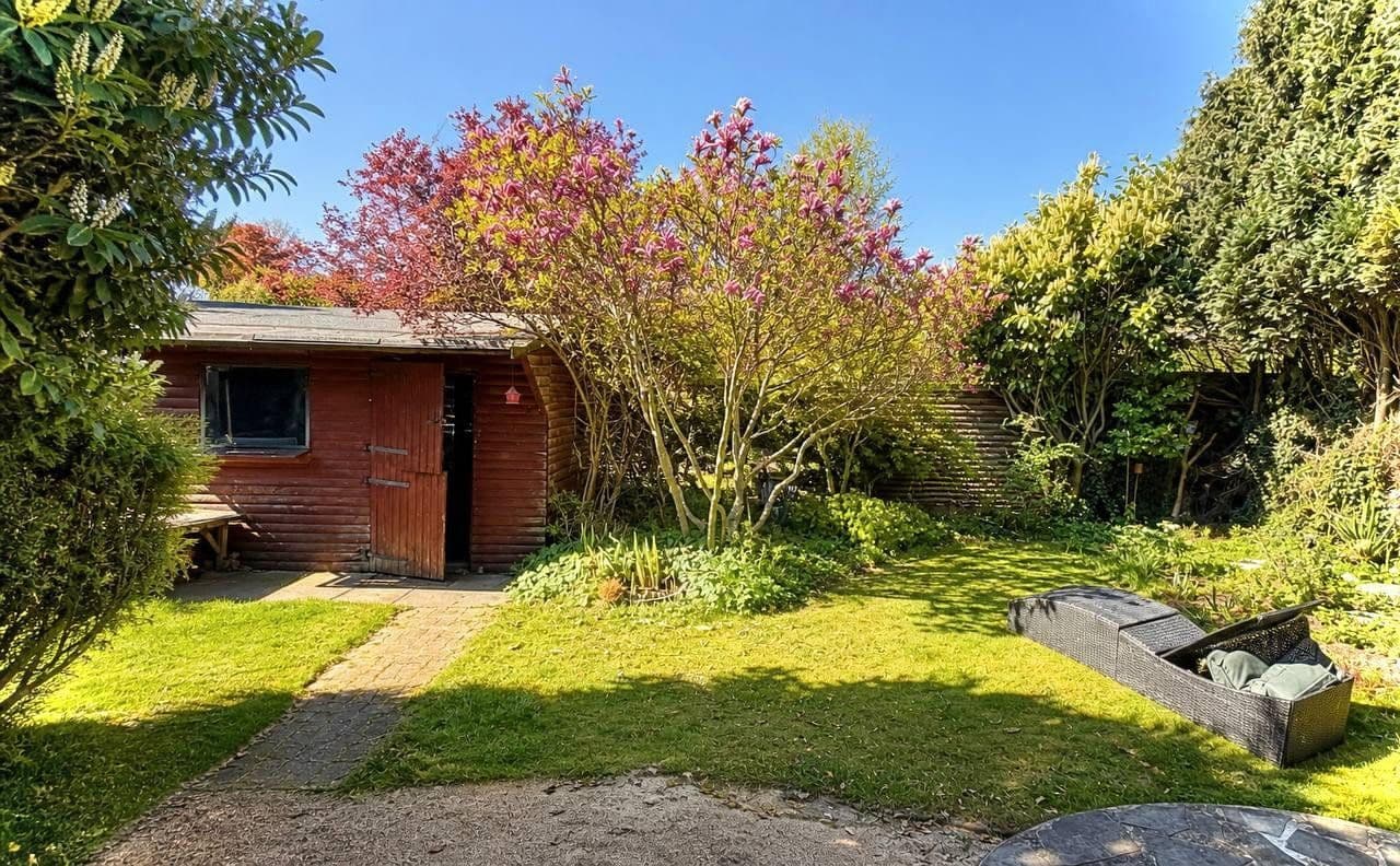 Predaj domu 233 m², pozemek 1.072 m², Buchholz, Šlezvicko-Holštajnsko Predaj domu 233 m², pozemek 1.072 m², Buchholz, Šlezvicko-Holštajnsko