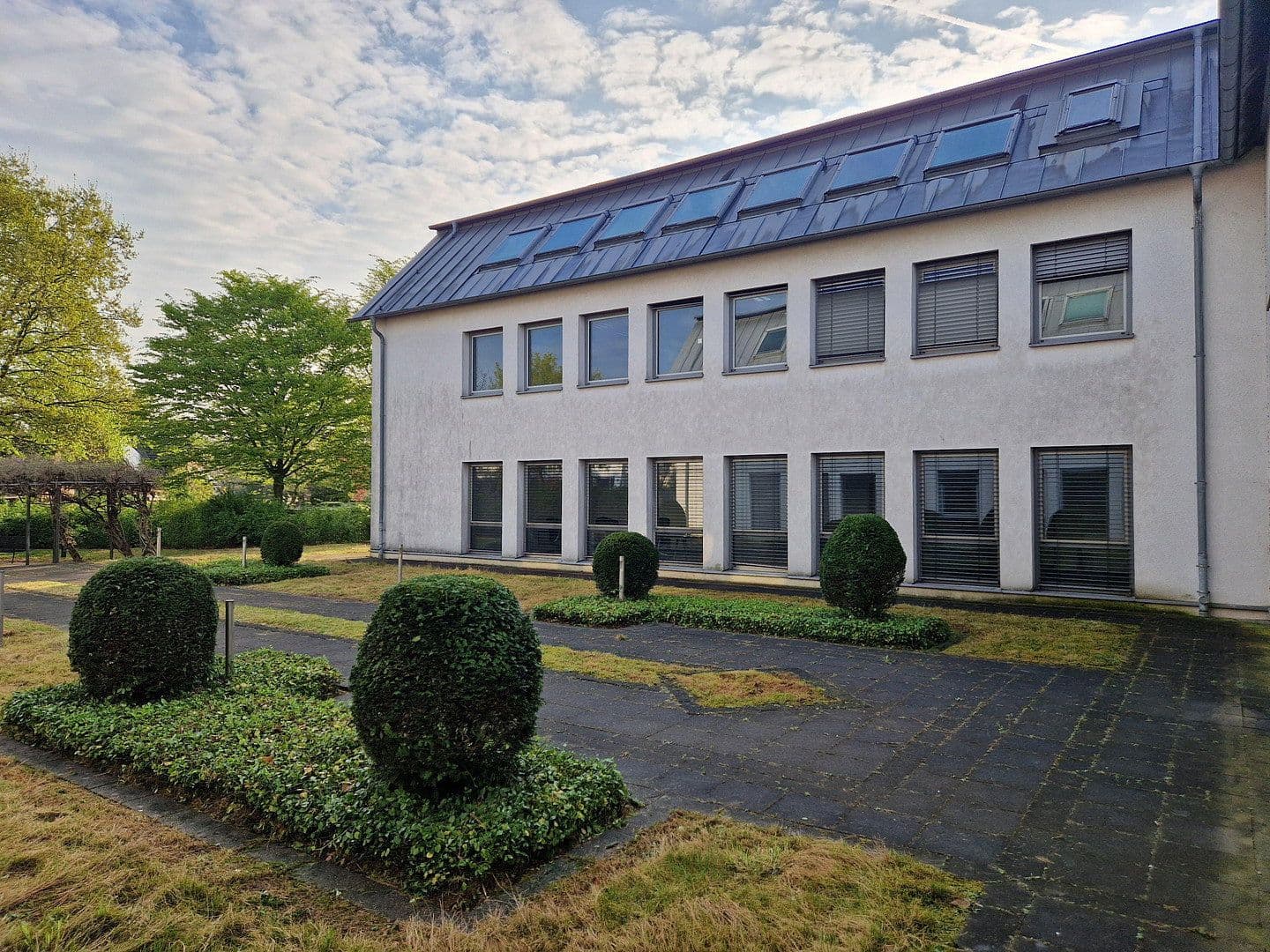 Prenájom kancelárie 355 m², Angermunder Straße 126, Düsseldorf - Angermund, Severné Porýnie - Westfálsko Prenájom kancelárie 355 m², Angermunder Straße 126, Düsseldorf - Angermund, Severné Porýnie - Westfálsko