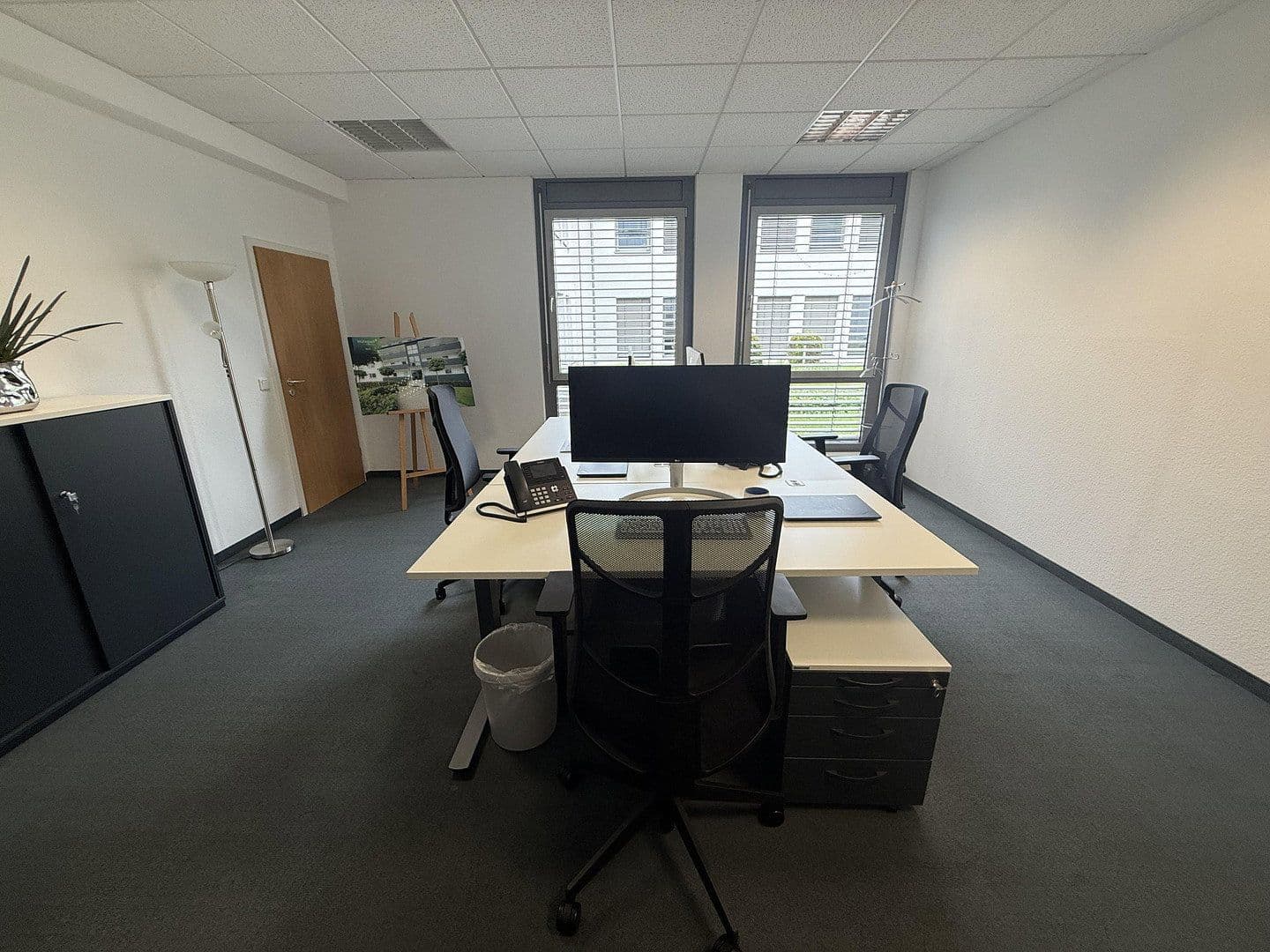 Prenájom kancelárie 355 m², Angermunder Straße 126, Düsseldorf - Angermund, Severné Porýnie - Westfálsko Prenájom kancelárie 355 m², Angermunder Straße 126, Düsseldorf - Angermund, Severné Porýnie - Westfálsko