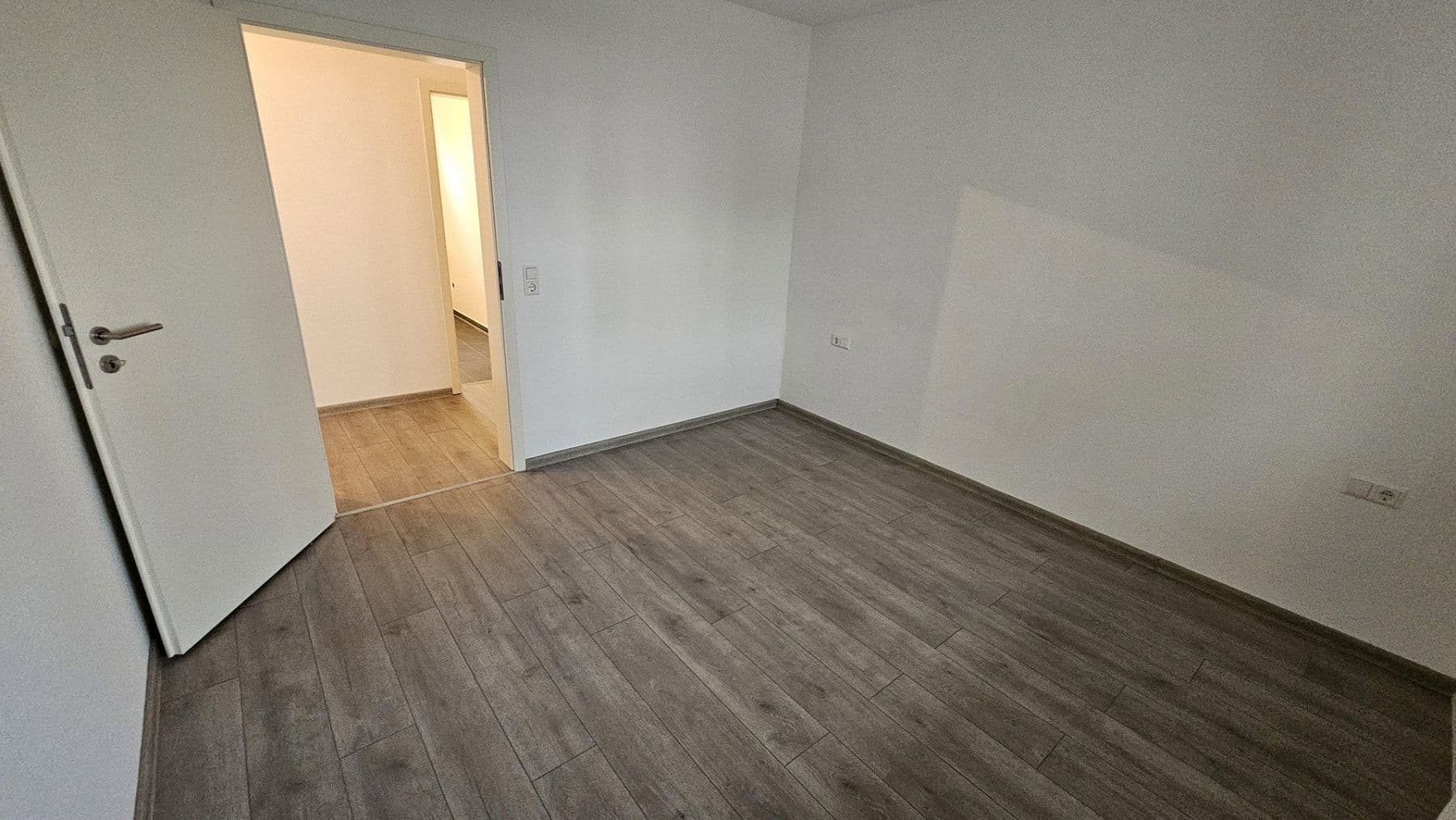 Prenájom bytu 3-izbový 60 m², Eutighofer Straße 22, Schwäbisch Gmünd, Bádensko-Wurttembersko Prenájom bytu 3-izbový 60 m², Eutighofer Straße 22, Schwäbisch Gmünd, Bádensko-Wurttembersko