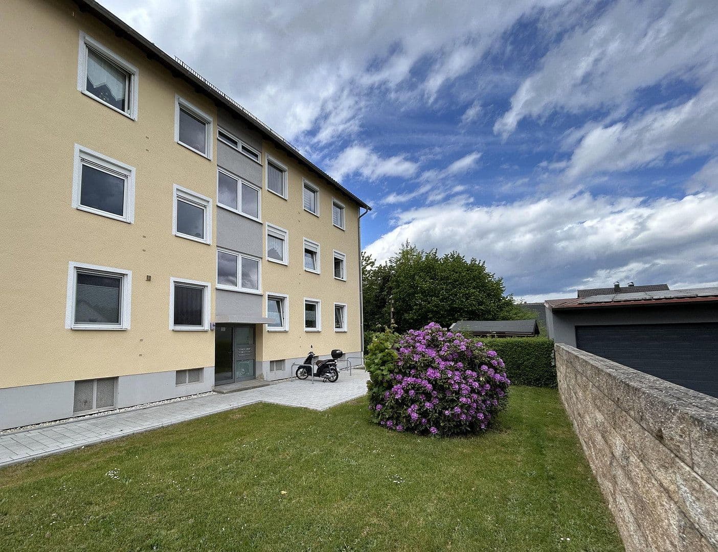 Predaj bytu 3-izbový 76 m², Grillparzerplatz 9a, Schwandorf, Bavorsko Predaj bytu 3-izbový 76 m², Grillparzerplatz 9a, Schwandorf, Bavorsko