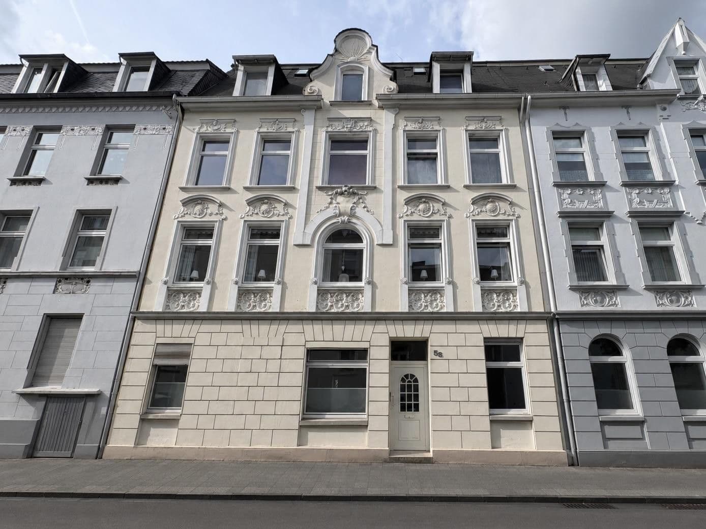 Prenájom bytu 2-izbový 51 m², Kleestraße 55, Wuppertal, Severné Porýnie - Westfálsko Prenájom bytu 2-izbový 51 m², Kleestraße 55, Wuppertal, Severné Porýnie - Westfálsko