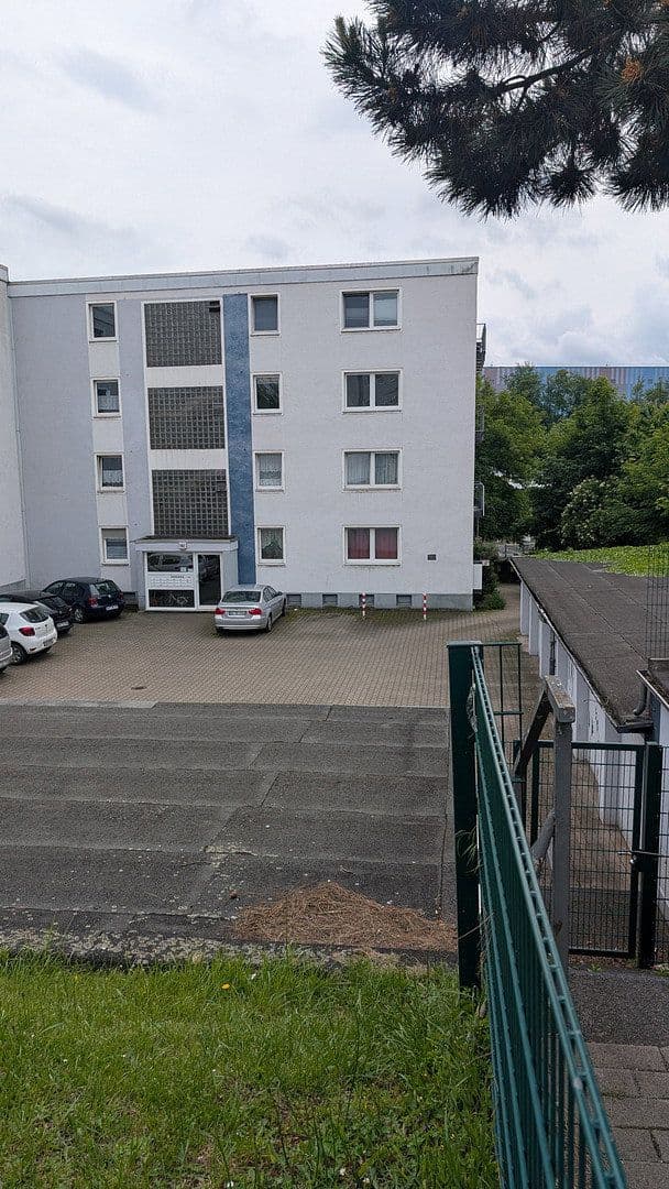 Prenájom bytu 2-izbový 53 m², Bochumer Straße 192 - 44866 Bochum, Bochum - Wattenscheid, Severné Porýnie - Westfálsko Prenájom bytu 2-izbový 53 m², Bochumer Straße 192 - 44866 Bochum, Bochum - Wattenscheid, Severné Porýnie - Westfálsko