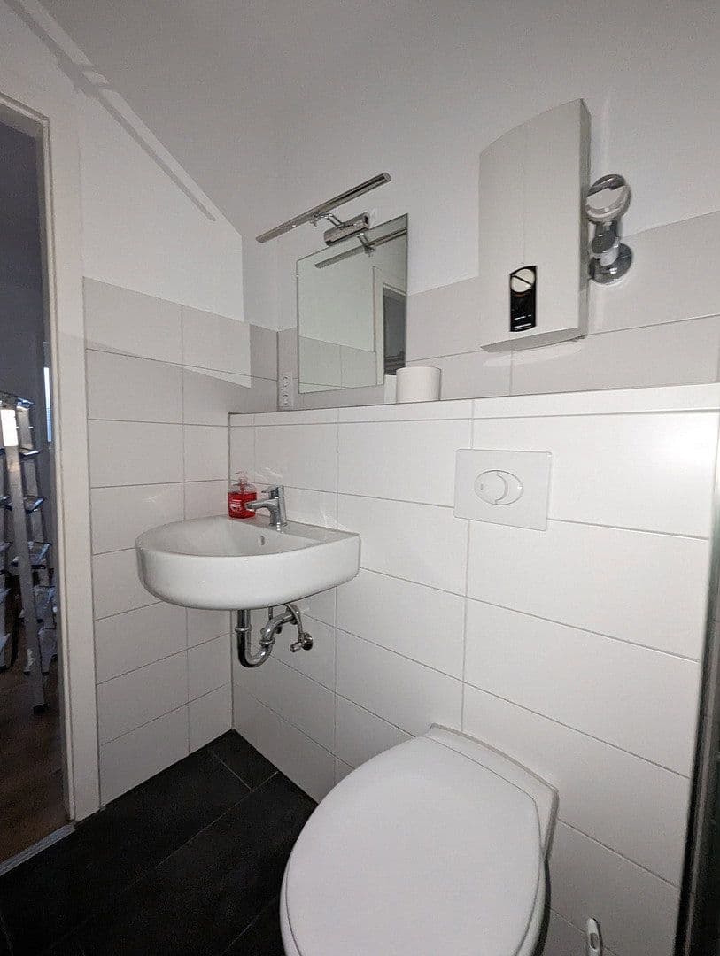 Prenájom bytu 2-izbový 53 m², Bochumer Straße 192 - 44866 Bochum, Bochum - Wattenscheid, Severné Porýnie - Westfálsko Prenájom bytu 2-izbový 53 m², Bochumer Straße 192 - 44866 Bochum, Bochum - Wattenscheid, Severné Porýnie - Westfálsko