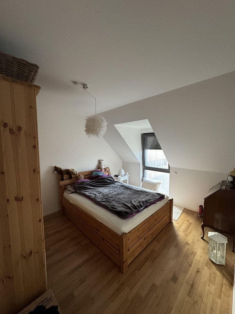 Prenájom bytu 4-izbový 139 m², Dorfaue 3a, Oberkrämer, Brandenbursko Prenájom bytu 4-izbový 139 m², Dorfaue 3a, Oberkrämer, Brandenbursko