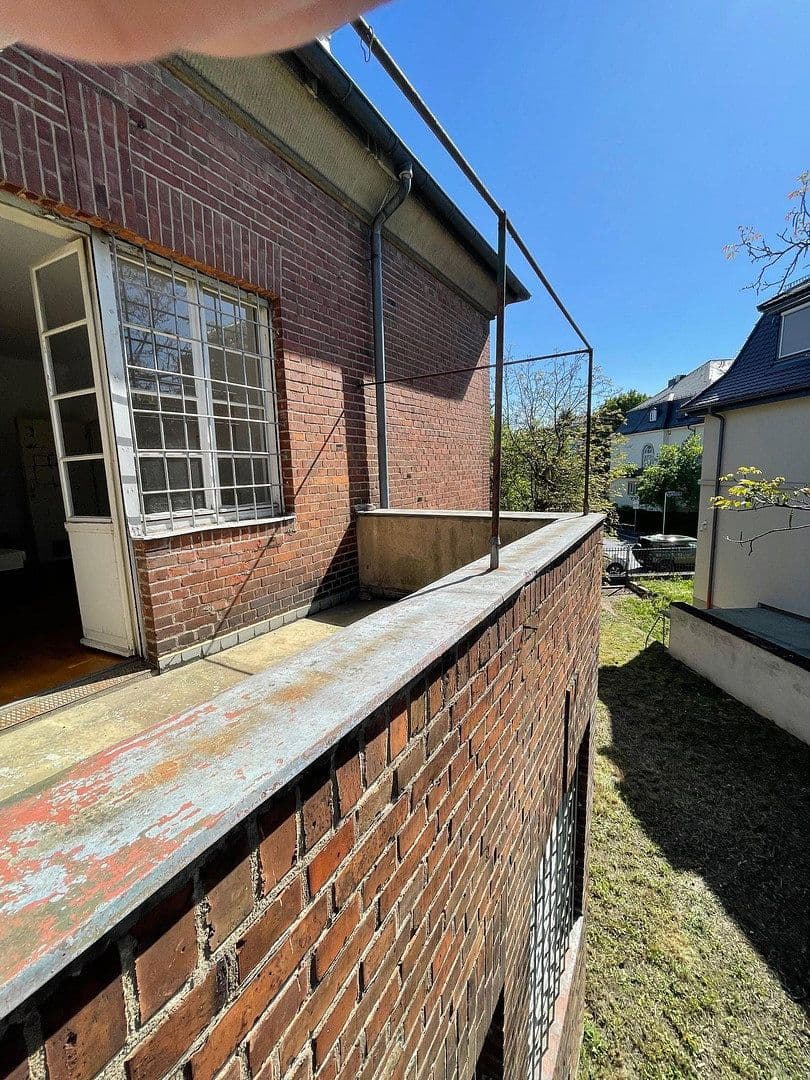 Predaj domu 252 m², pozemek 417 m², Frankfurt, Hesensko Predaj domu 252 m², pozemek 417 m², Frankfurt, Hesensko