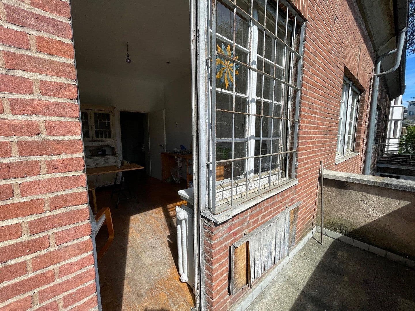 Predaj domu 252 m², pozemek 417 m², Frankfurt, Hesensko Predaj domu 252 m², pozemek 417 m², Frankfurt, Hesensko