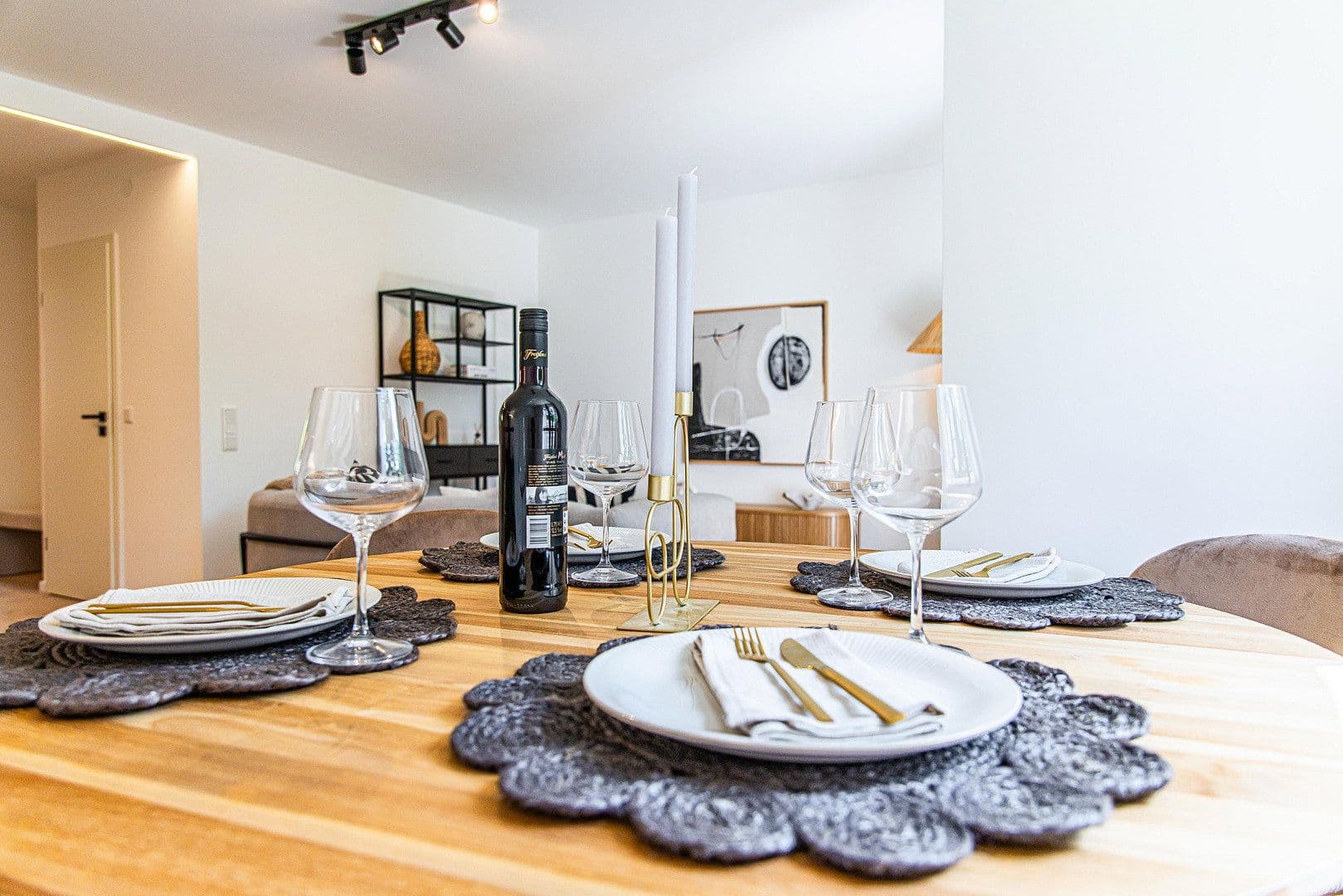 Prenájom bytu 2-izbový 66 m², Happurger Straße 50, Nürnberg, Bavorsko Prenájom bytu 2-izbový 66 m², Happurger Straße 50, Nürnberg, Bavorsko
