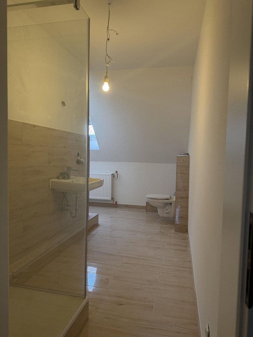 Prenájom bytu 3-izbový 110 m², Salzhausen, Dolné Sasko Prenájom bytu 3-izbový 110 m², Salzhausen, Dolné Sasko