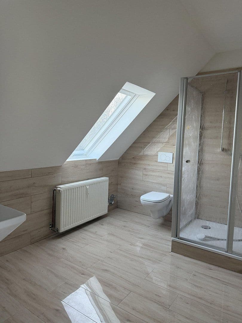 Prenájom bytu 2-izbový 90 m², Salzhausen, Dolné Sasko Prenájom bytu 2-izbový 90 m², Salzhausen, Dolné Sasko