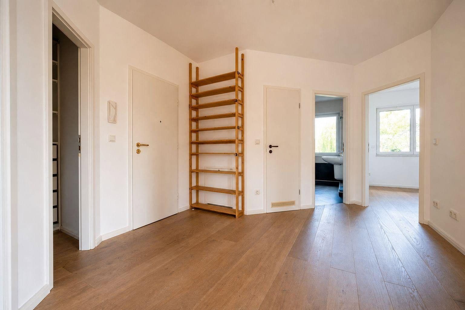 Predaj bytu 3-izbový 87 m², Reiherallee 52, Berlin, Berlín Predaj bytu 3-izbový 87 m², Reiherallee 52, Berlin, Berlín
