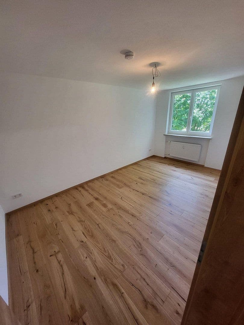 Prenájom bytu 2-izbový 43 m², Linkstraße 9, München, Bavorsko Prenájom bytu 2-izbový 43 m², Linkstraße 9, München, Bavorsko