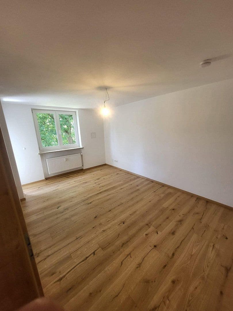 Prenájom bytu 2-izbový 43 m², Linkstraße 9, München, Bavorsko Prenájom bytu 2-izbový 43 m², Linkstraße 9, München, Bavorsko