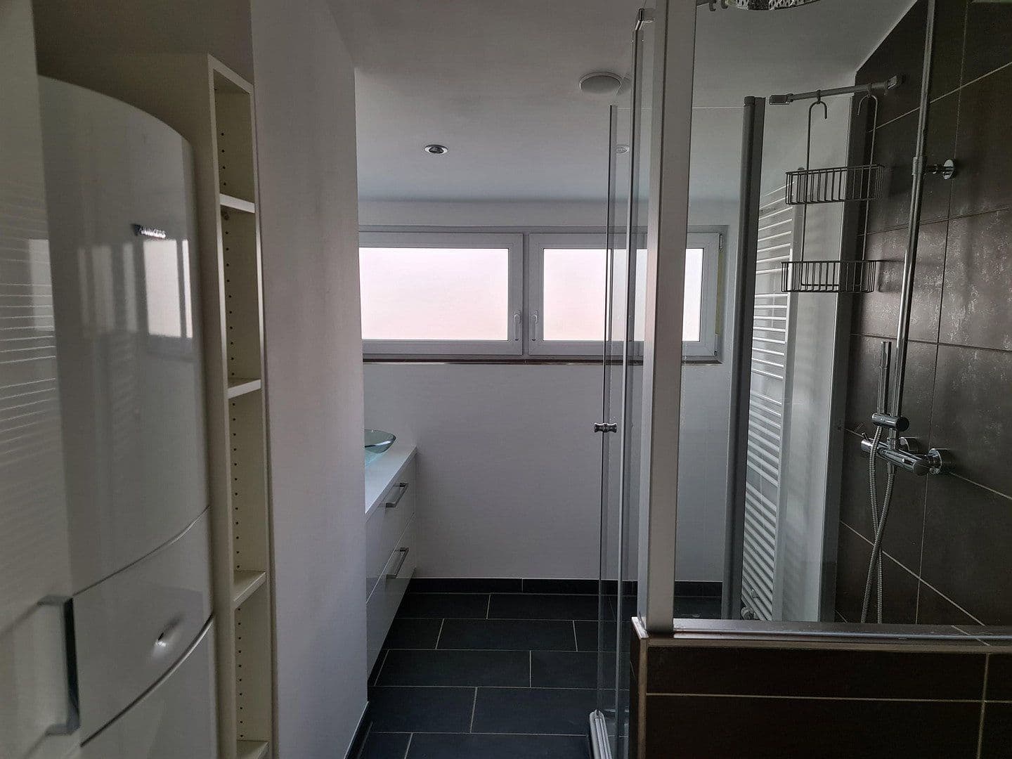 Prenájom bytu 3-izbový 96 m², Werastraße 135, Stuttgart, Bádensko-Wurttembersko Prenájom bytu 3-izbový 96 m², Werastraße 135, Stuttgart, Bádensko-Wurttembersko