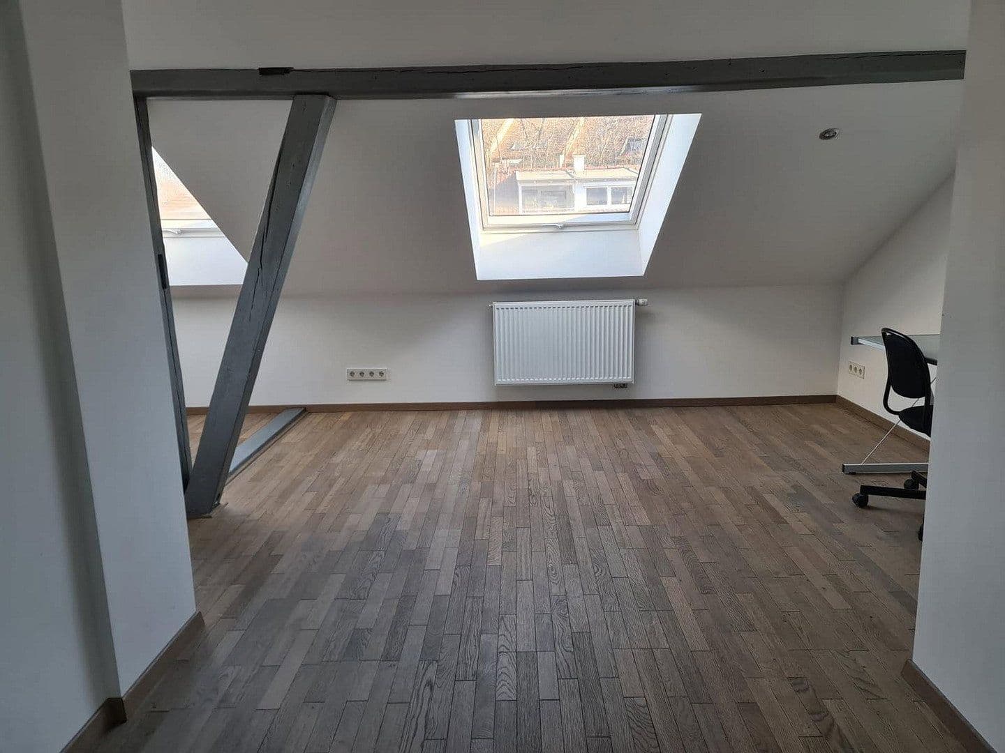 Prenájom bytu 3-izbový 96 m², Werastraße 135, Stuttgart, Bádensko-Wurttembersko Prenájom bytu 3-izbový 96 m², Werastraße 135, Stuttgart, Bádensko-Wurttembersko