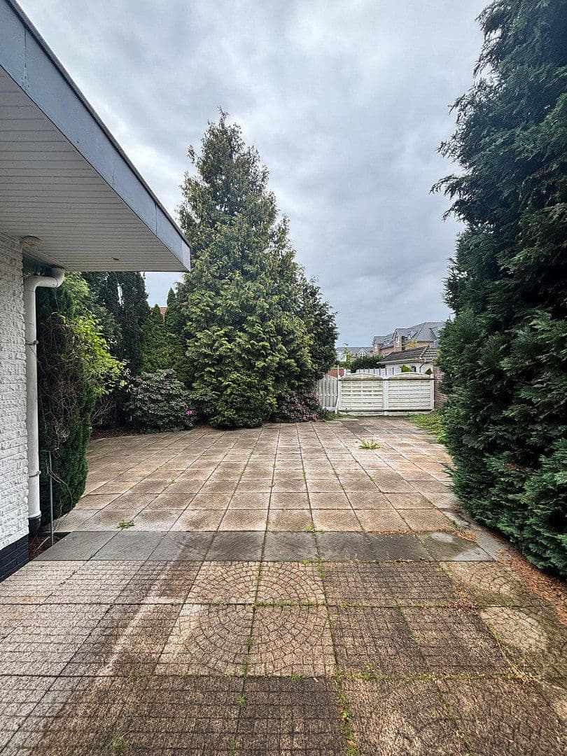 Predaj domu 195 m², pozemek 466 m², Isenkamp 7, Oldenburg, Dolné Sasko Predaj domu 195 m², pozemek 466 m², Isenkamp 7, Oldenburg, Dolné Sasko