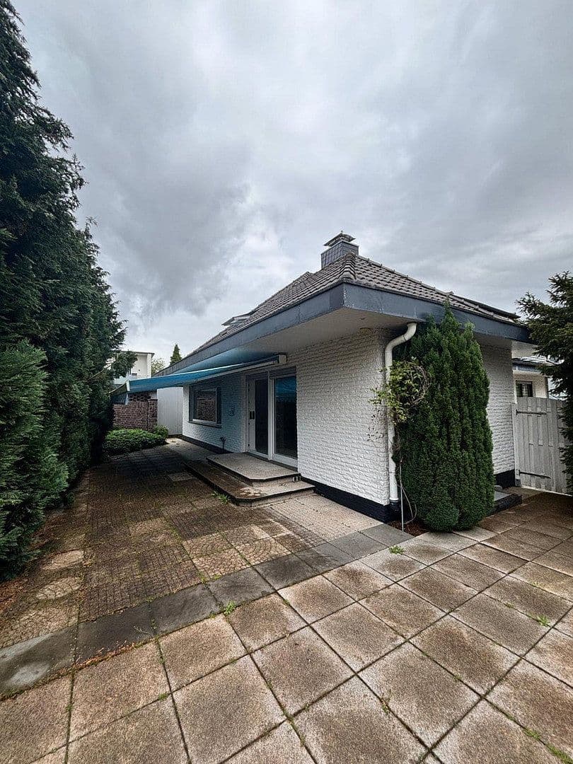 Predaj domu 195 m², pozemek 466 m², Isenkamp 7, Oldenburg, Dolné Sasko Predaj domu 195 m², pozemek 466 m², Isenkamp 7, Oldenburg, Dolné Sasko
