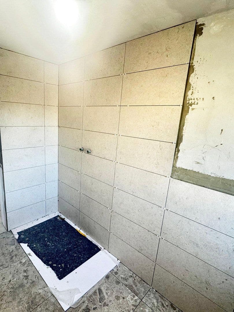 Prenájom bytu 5-izbový 160 m², Bruchköbel, Hesensko Prenájom bytu 5-izbový 160 m², Bruchköbel, Hesensko