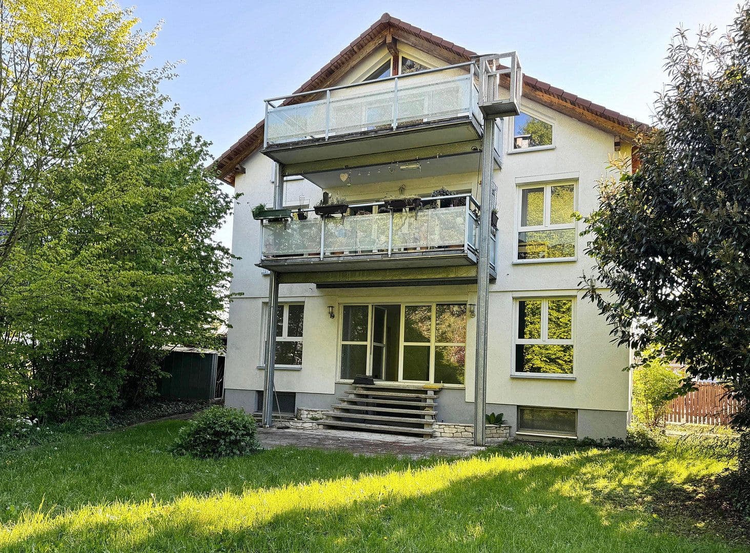 Prenájom bytu 5-izbový 160 m², Bruchköbel, Hesensko Prenájom bytu 5-izbový 160 m², Bruchköbel, Hesensko