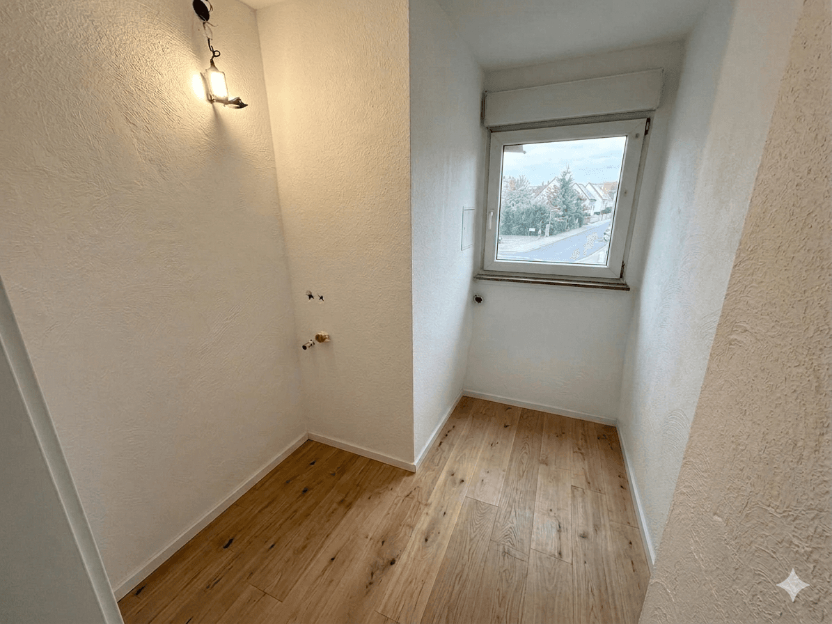Prenájom bytu 5-izbový 160 m², Bruchköbel, Hesensko Prenájom bytu 5-izbový 160 m², Bruchköbel, Hesensko