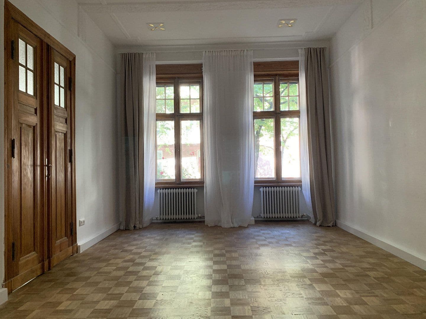 Predaj bytu 3-izbový 94 m², Berlin, Berlín Predaj bytu 3-izbový 94 m², Berlin, Berlín