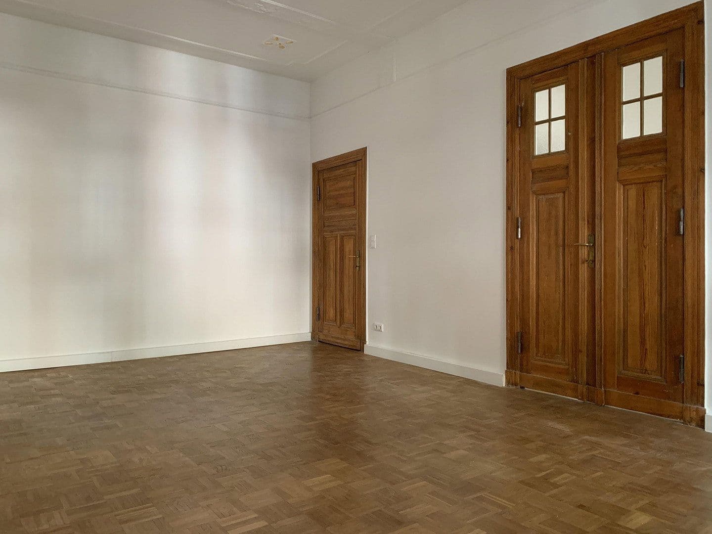 Predaj bytu 3-izbový 94 m², Berlin, Berlín Predaj bytu 3-izbový 94 m², Berlin, Berlín