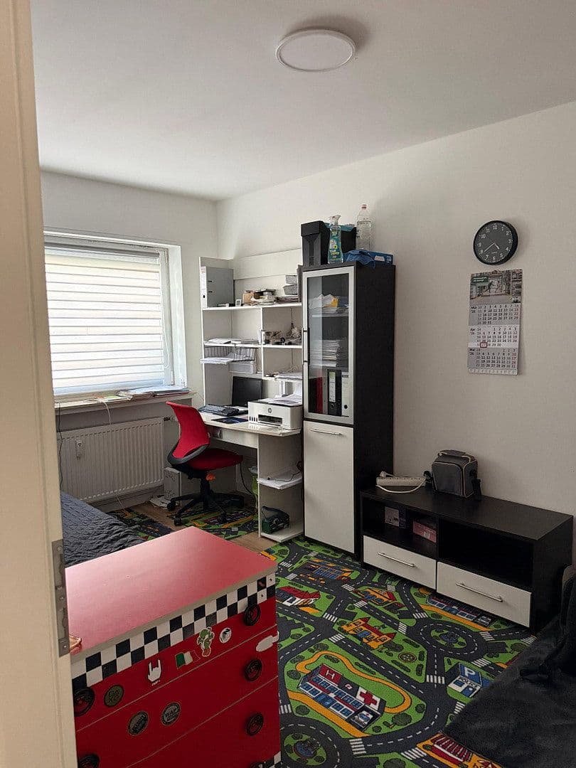 Prenájom bytu 3-izbový 95 m², Neu-Isenburg, Hesensko Prenájom bytu 3-izbový 95 m², Neu-Isenburg, Hesensko