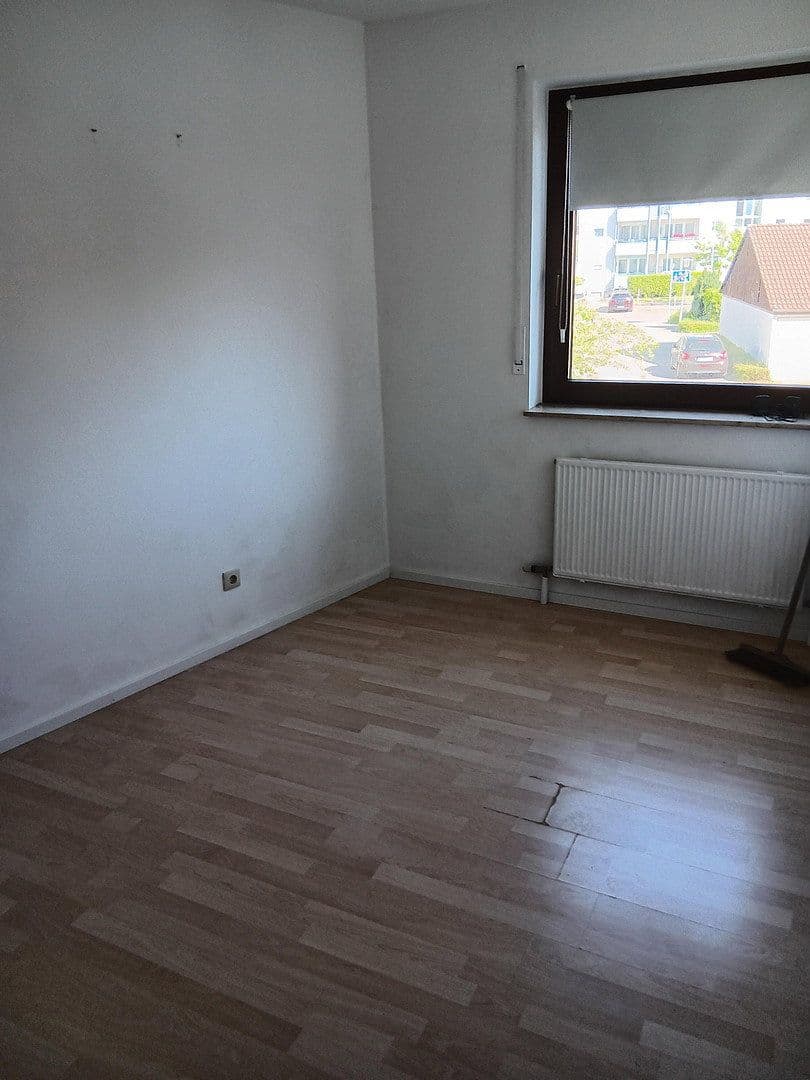 Predaj domu 127 m², pozemek 208 m², Rheinauer Ring 78, Rastatt, Bádensko-Wurttembersko Predaj domu 127 m², pozemek 208 m², Rheinauer Ring 78, Rastatt, Bádensko-Wurttembersko