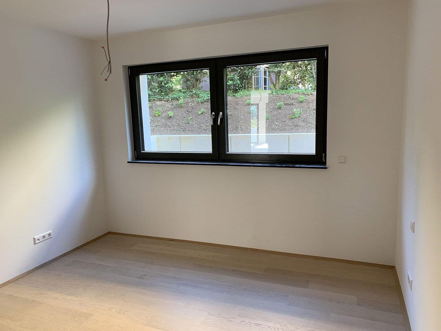 Predaj bytu 3-izbový 101 m², Stuttgart, Bádensko-Wurttembersko Predaj bytu 3-izbový 101 m², Stuttgart, Bádensko-Wurttembersko