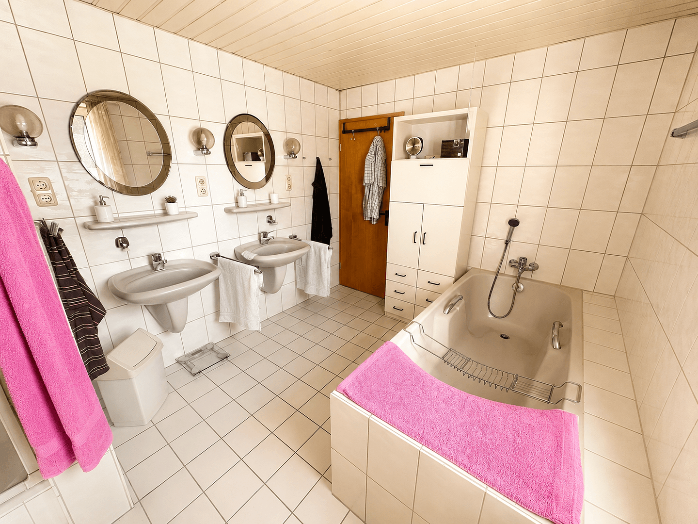 Predaj domu 143 m², pozemek 657 m², Aktienstr. 293, Mülheim an der Ruhr, Severné Porýnie - Westfálsko Predaj domu 143 m², pozemek 657 m², Aktienstr. 293, Mülheim an der Ruhr, Severné Porýnie - Westfálsko
