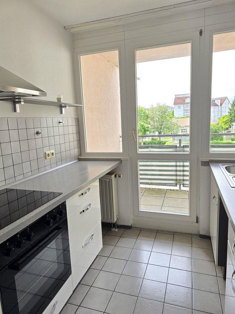 Prenájom bytu 3-izbový 68 m², Michelangelostr. 12/1, Künzelsau, Bádensko-Wurttembersko Prenájom bytu 3-izbový 68 m², Michelangelostr. 12/1, Künzelsau, Bádensko-Wurttembersko