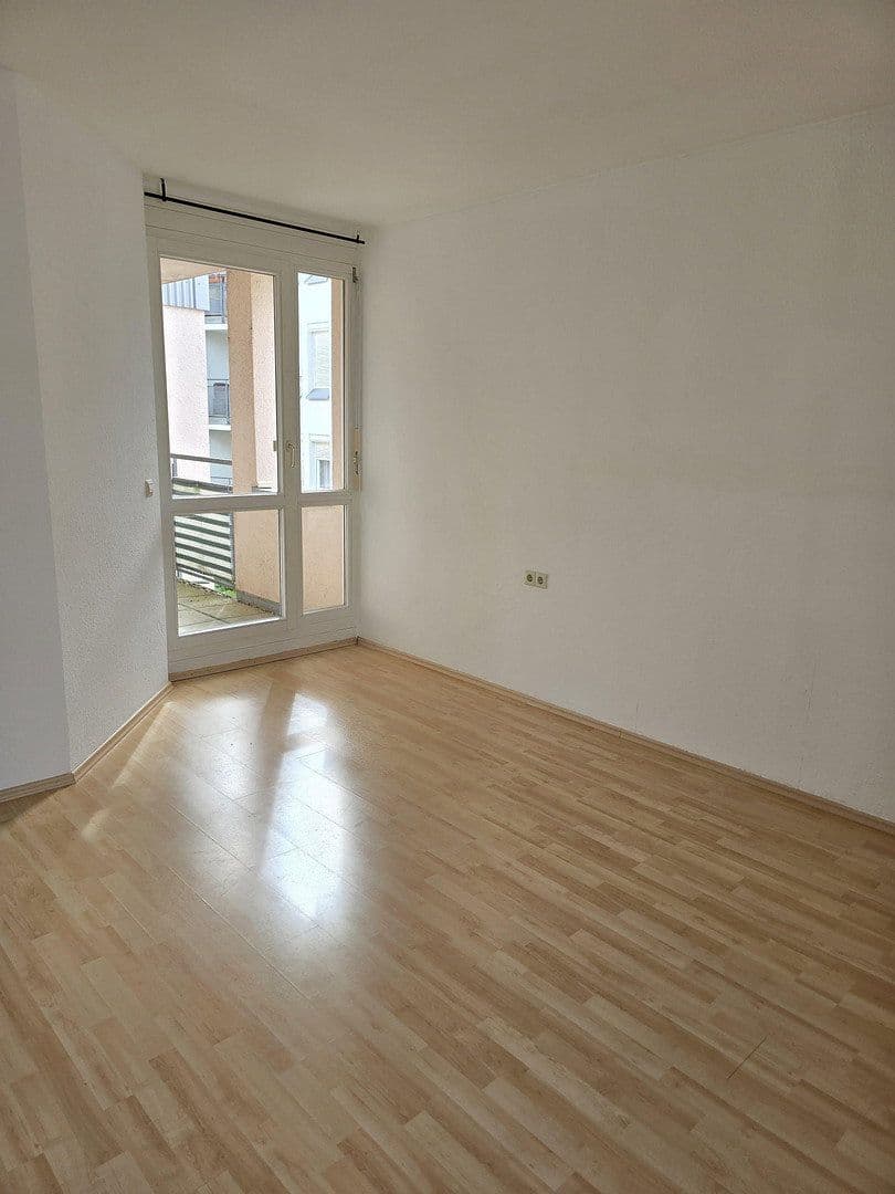 Prenájom bytu 3-izbový 68 m², Michelangelostr. 12/1, Künzelsau, Bádensko-Wurttembersko Prenájom bytu 3-izbový 68 m², Michelangelostr. 12/1, Künzelsau, Bádensko-Wurttembersko