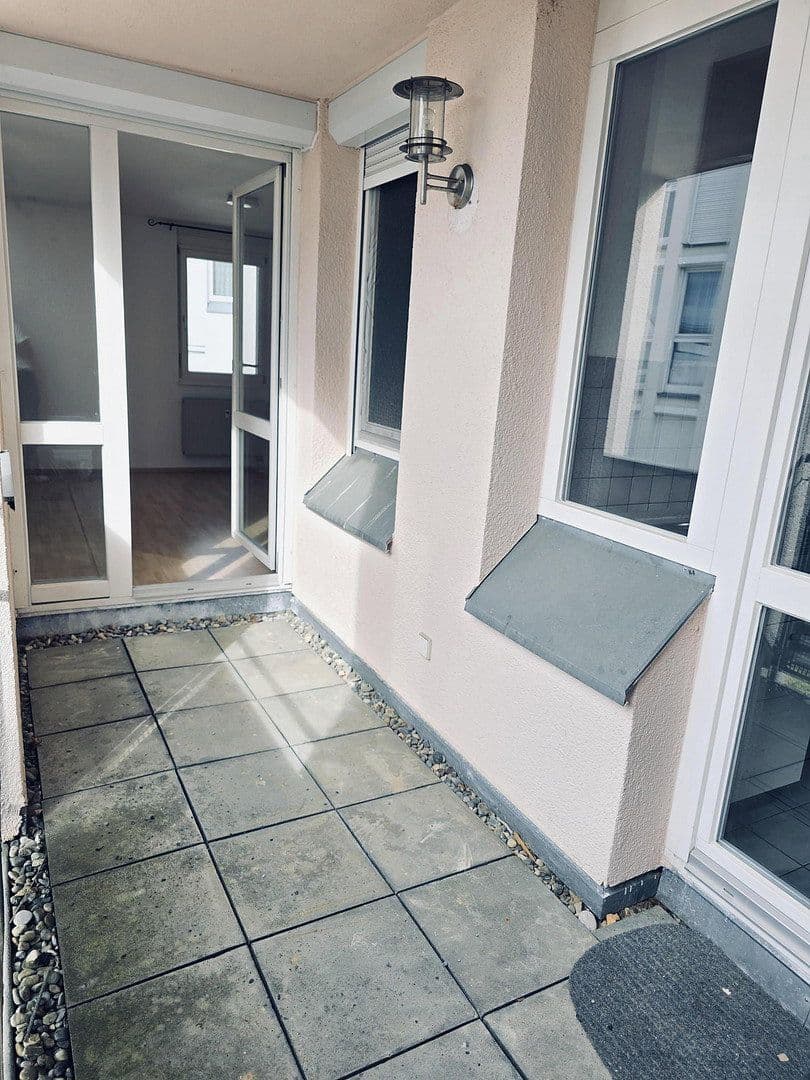 Prenájom bytu 3-izbový 68 m², Michelangelostr. 12/1, Künzelsau, Bádensko-Wurttembersko Prenájom bytu 3-izbový 68 m², Michelangelostr. 12/1, Künzelsau, Bádensko-Wurttembersko