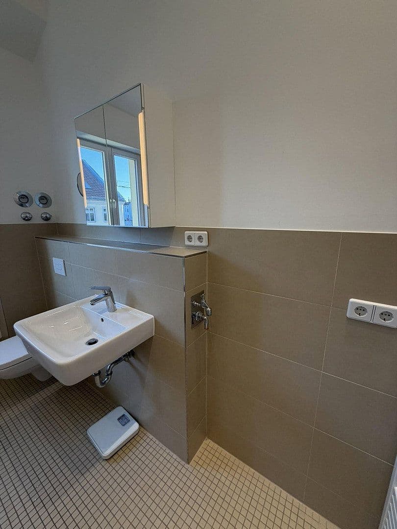 Predaj bytu 2-izbový 86 m², Colbestrasse 23, Berlin - Friedrichshain, Berlín Predaj bytu 2-izbový 86 m², Colbestrasse 23, Berlin - Friedrichshain, Berlín