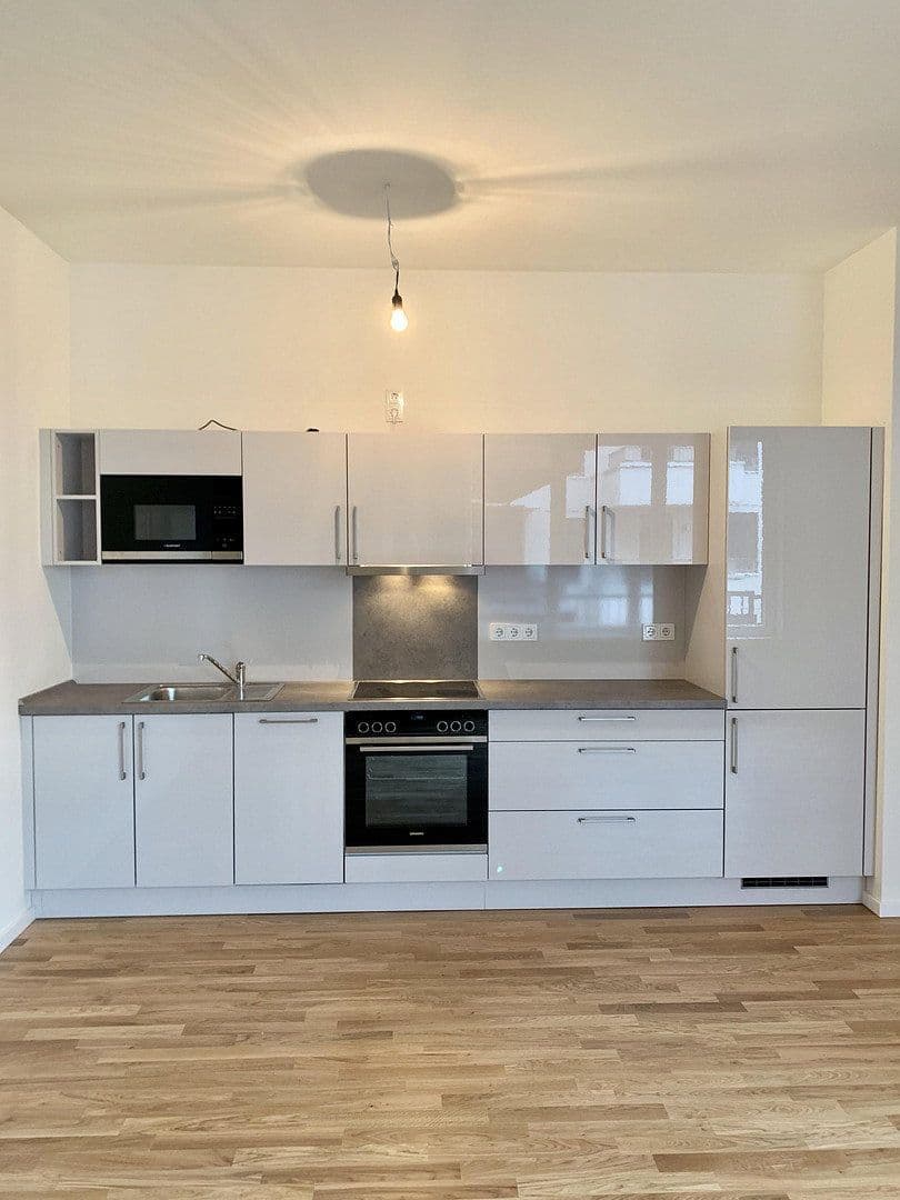 Prenájom bytu 1-izbový 40 m², Genthiner Str. 46, Berlin, Berlín Prenájom bytu 1-izbový 40 m², Genthiner Str. 46, Berlin, Berlín
