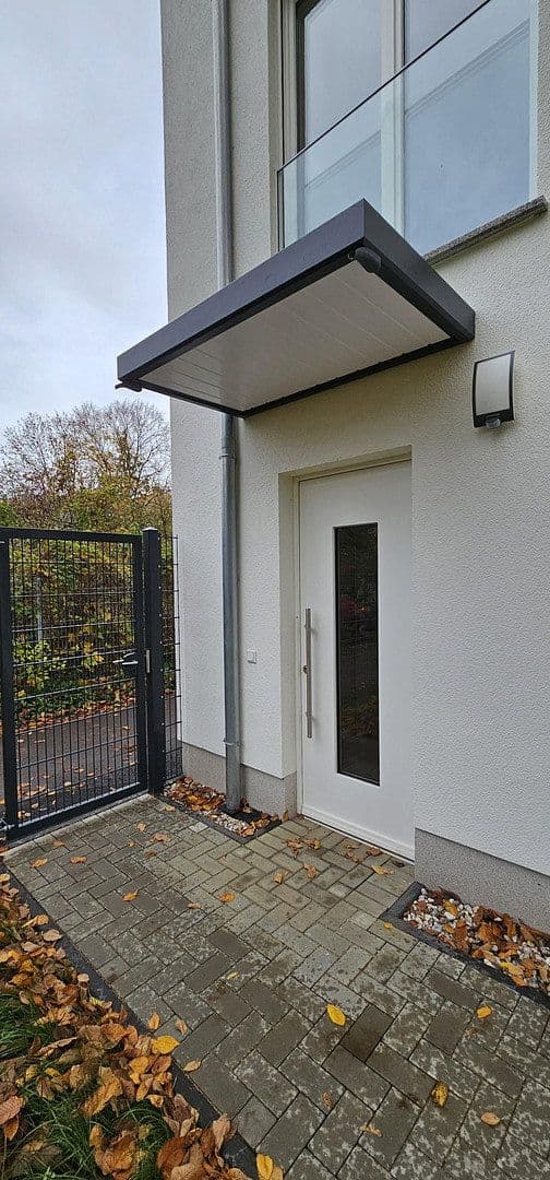 Prenájom bytu 3-izbový 80 m², Bölschestraße 78, Berlin, Berlín Prenájom bytu 3-izbový 80 m², Bölschestraße 78, Berlin, Berlín