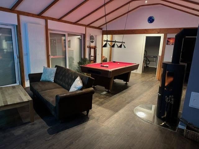 Prenájom bytu 1-izbový 12 m², Berlin - Reinickendorf, Berlín Prenájom bytu 1-izbový 12 m², Berlin - Reinickendorf, Berlín