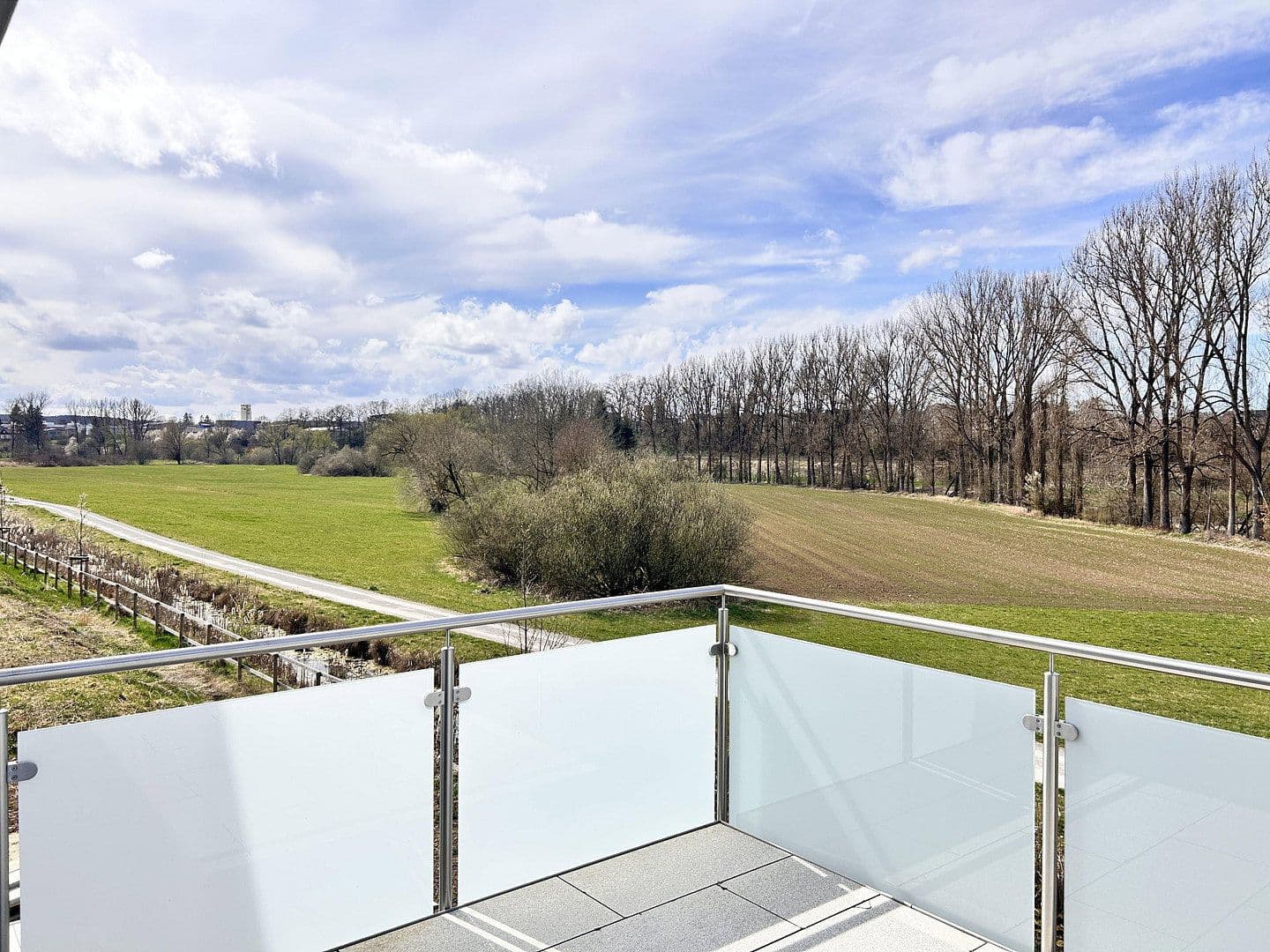 Prenájom bytu 3-izbový 77 m², Rottweil, Bádensko-Wurttembersko Prenájom bytu 3-izbový 77 m², Rottweil, Bádensko-Wurttembersko