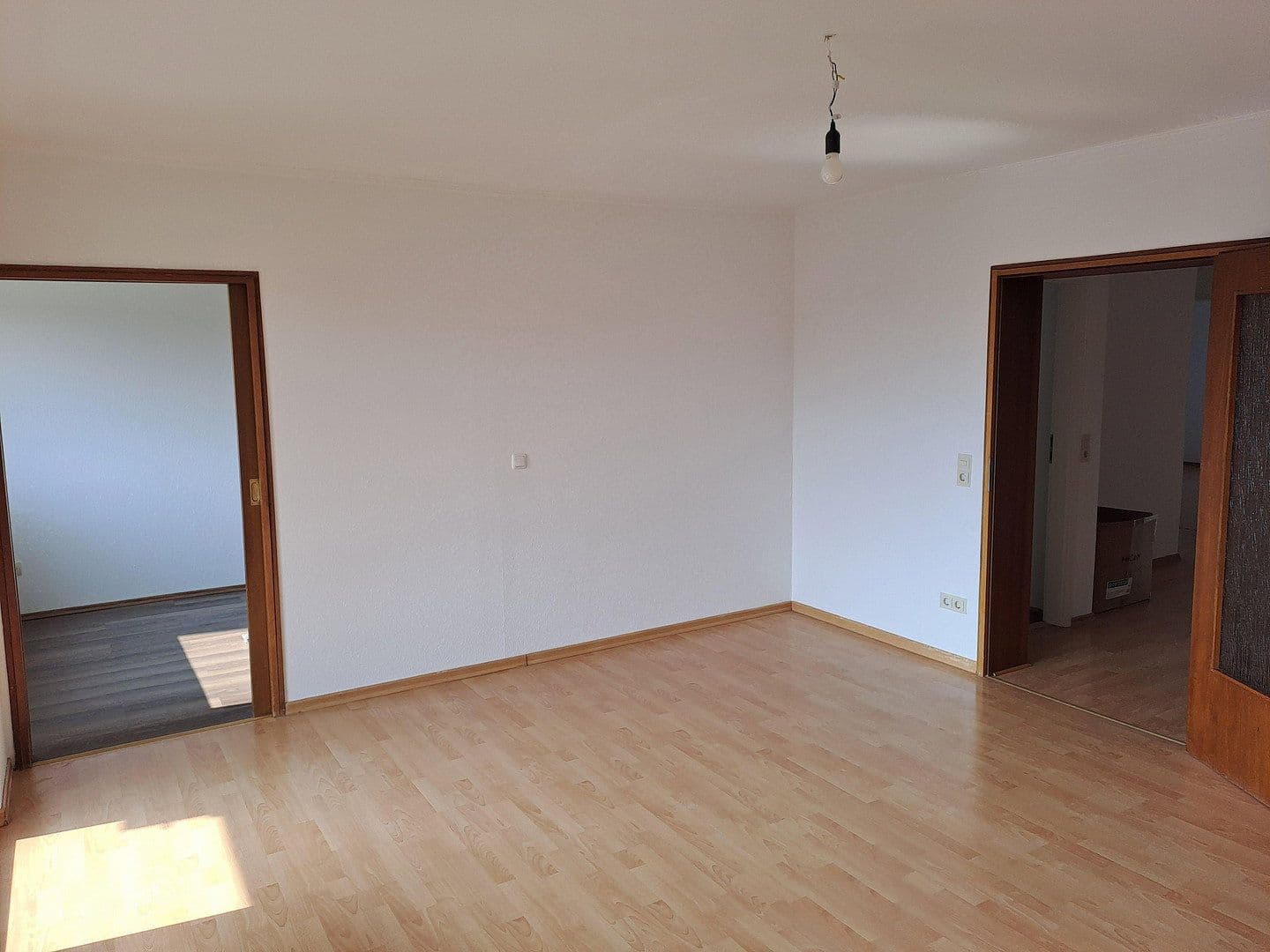 Prenájom bytu 3-izbový 86 m², Heisenbergstraße 9, Würzburg, Bavorsko Prenájom bytu 3-izbový 86 m², Heisenbergstraße 9, Würzburg, Bavorsko