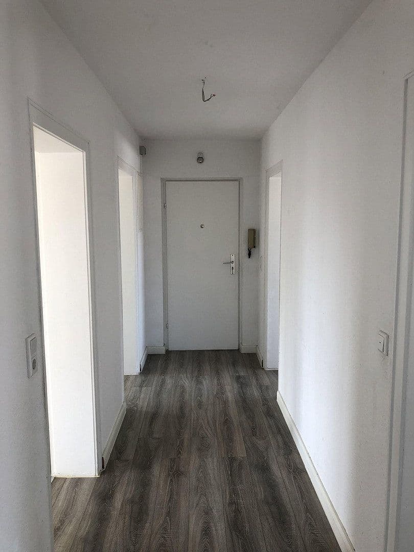 Prenájom bytu 3-izbový 76 m², Kanalstraße 5, Bremerhaven, Brémy Prenájom bytu 3-izbový 76 m², Kanalstraße 5, Bremerhaven, Brémy