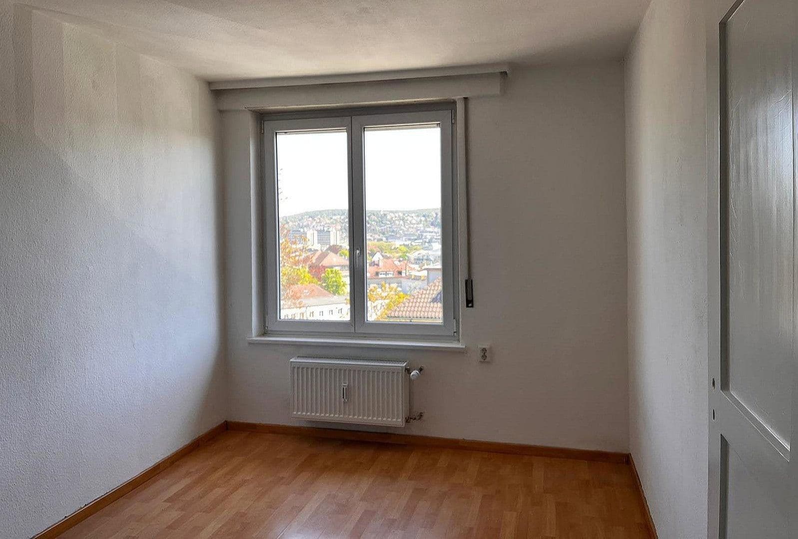 Prenájom bytu 3-izbový 74 m², Dillmannstr. 12, Stuttgart, Bádensko-Wurttembersko Prenájom bytu 3-izbový 74 m², Dillmannstr. 12, Stuttgart, Bádensko-Wurttembersko