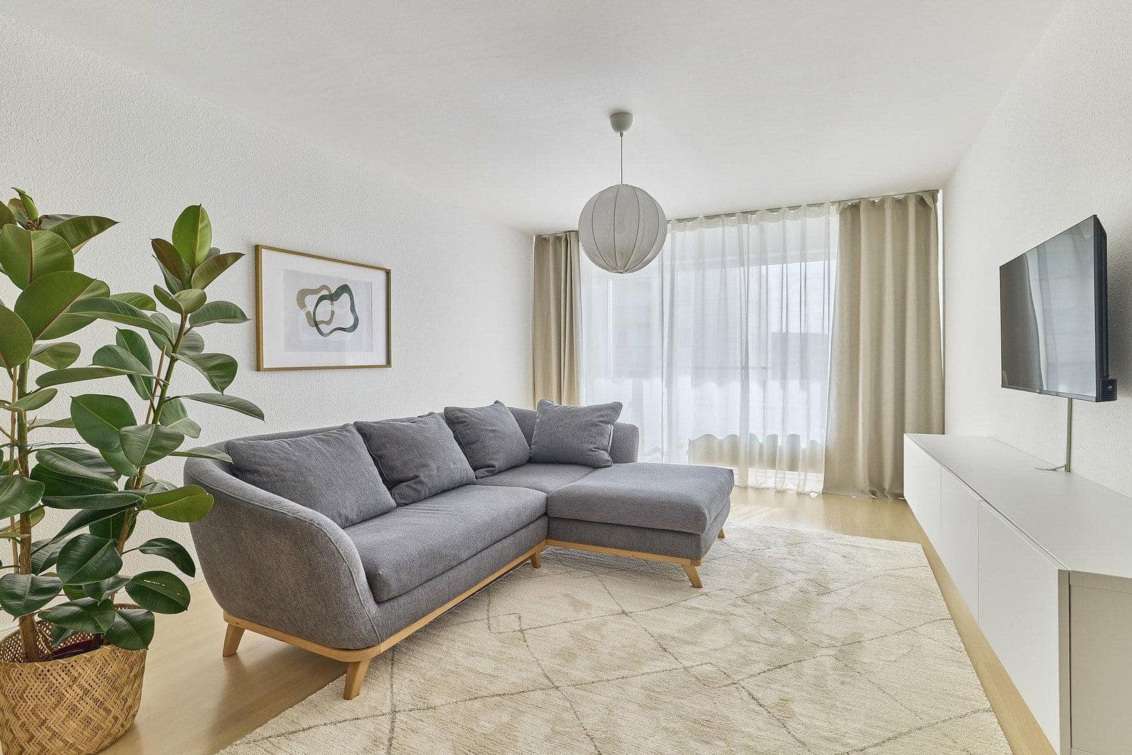 Prenájom bytu 4-izbový 107 m², Berliner Str. 40, Landstuhl, Porýnie-Falcko Prenájom bytu 4-izbový 107 m², Berliner Str. 40, Landstuhl, Porýnie-Falcko