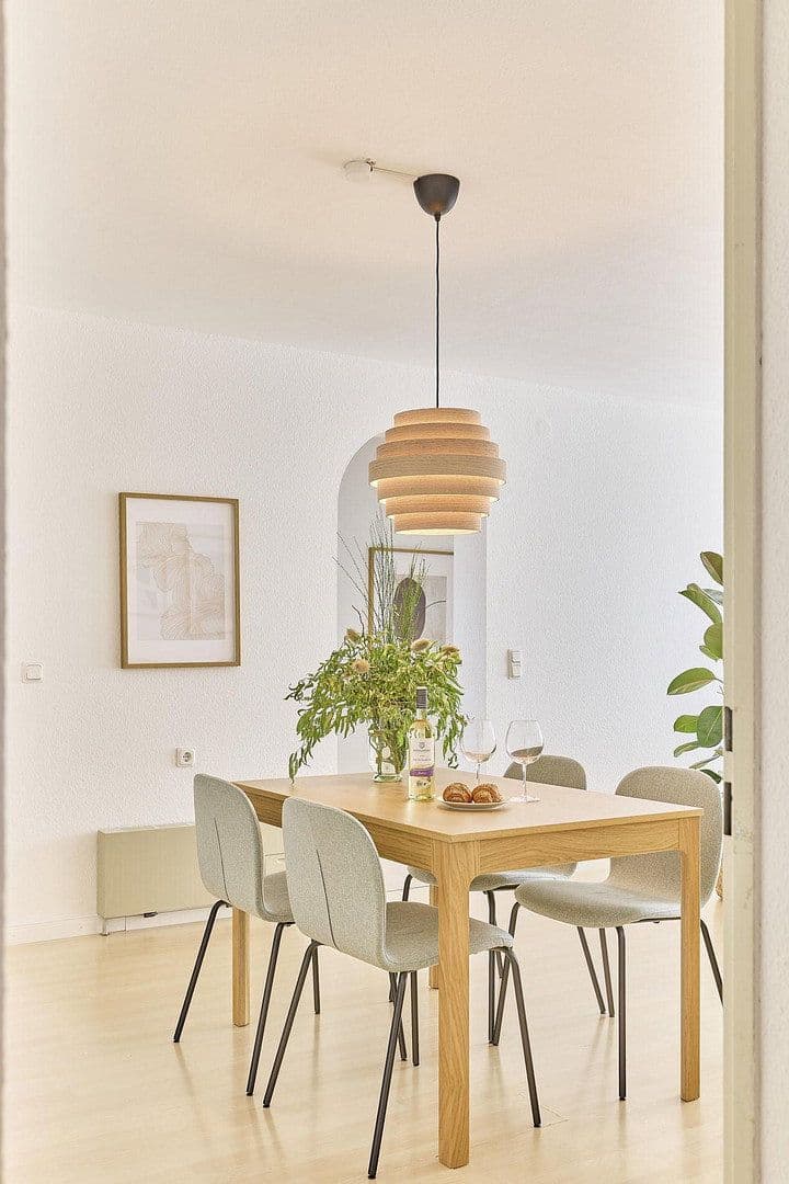 Prenájom bytu 4-izbový 107 m², Berliner Str. 40, Landstuhl, Porýnie-Falcko Prenájom bytu 4-izbový 107 m², Berliner Str. 40, Landstuhl, Porýnie-Falcko