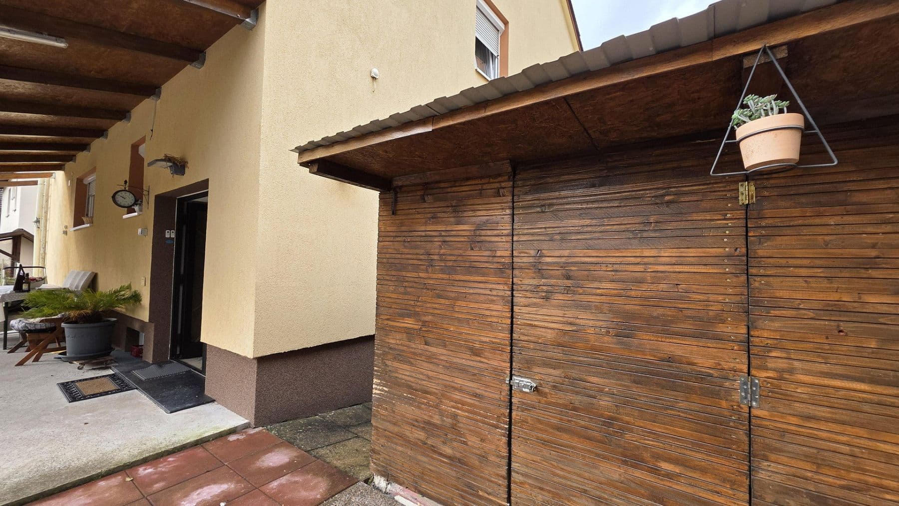 Predaj domu 211 m², pozemek 668 m², Lerchenstr. 26, Altensteig, Bádensko-Wurttembersko Predaj domu 211 m², pozemek 668 m², Lerchenstr. 26, Altensteig, Bádensko-Wurttembersko