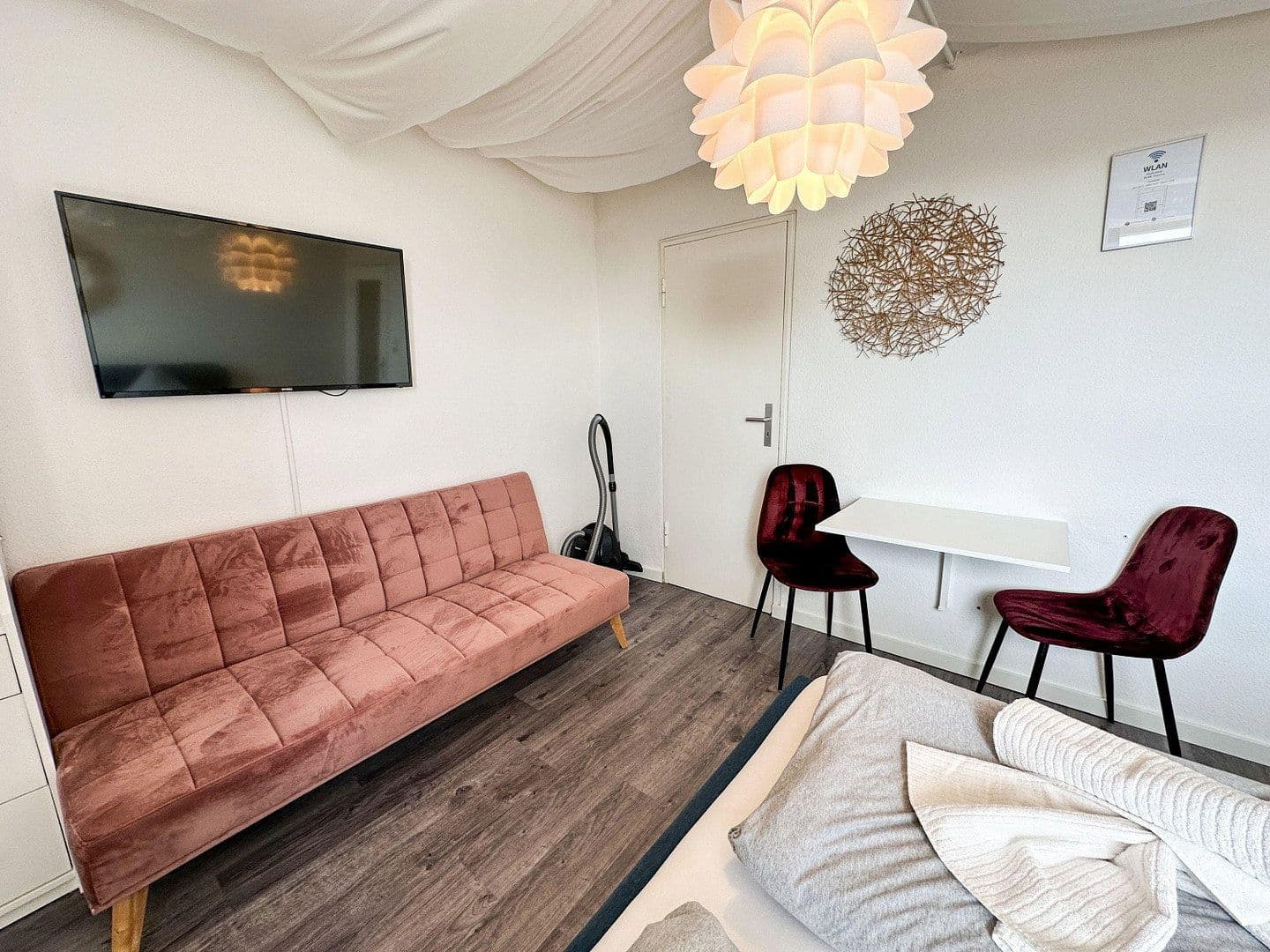Prenájom bytu 1-izbový 26 m², Alte Rathausstraße 7A, Laatzen, Dolné Sasko Prenájom bytu 1-izbový 26 m², Alte Rathausstraße 7A, Laatzen, Dolné Sasko