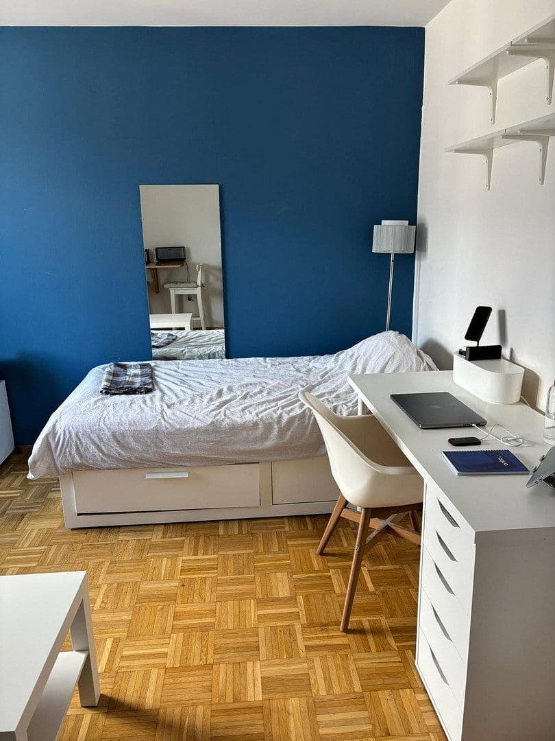 Prenájom bytu 1-izbový 30 m², Augustenstraße 73, München-Maxvorstadt, Bavorsko Prenájom bytu 1-izbový 30 m², Augustenstraße 73, München-Maxvorstadt, Bavorsko