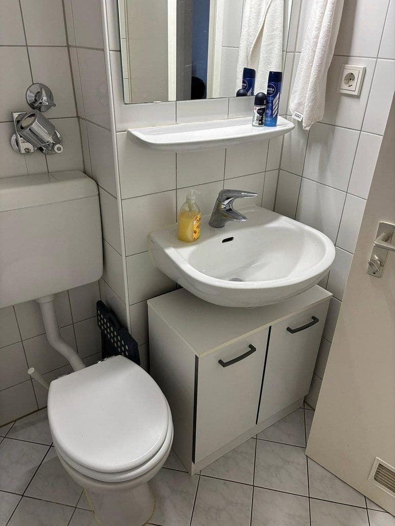 Prenájom bytu 1-izbový 30 m², Augustenstraße 73, München-Maxvorstadt, Bavorsko Prenájom bytu 1-izbový 30 m², Augustenstraße 73, München-Maxvorstadt, Bavorsko