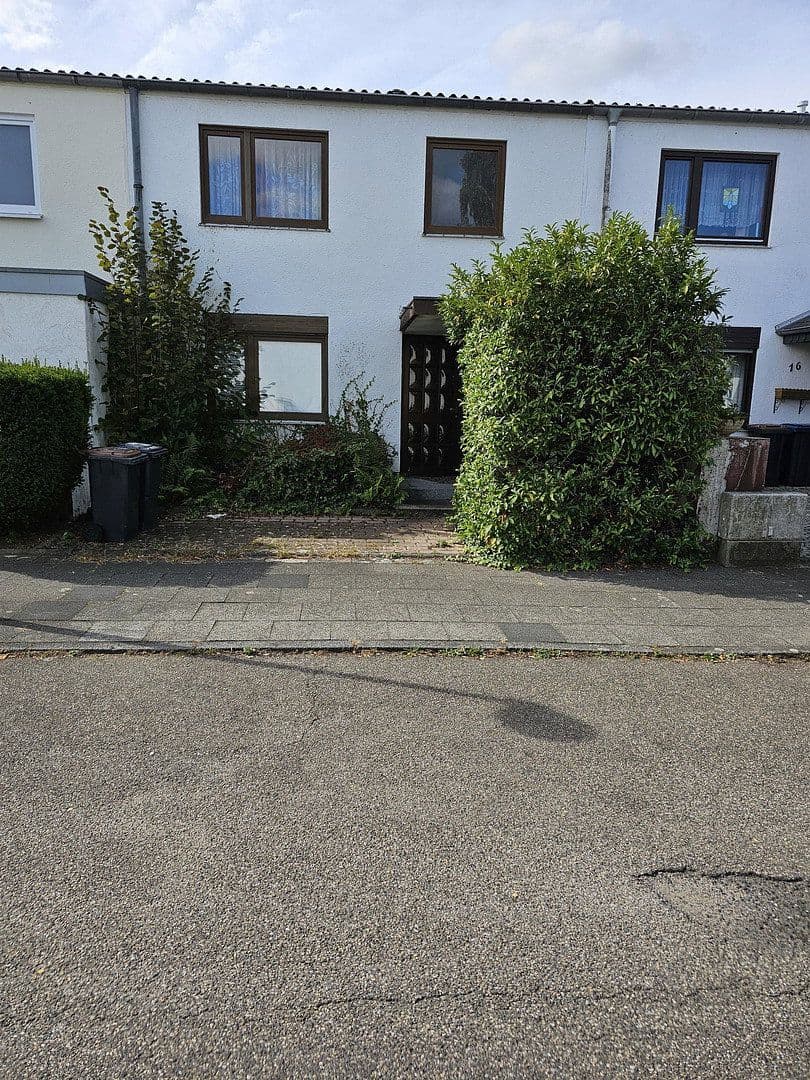 Predaj domu 95 m², pozemek 270 m², Köln Seeberg, Severné Porýnie - Westfálsko Predaj domu 95 m², pozemek 270 m², Köln Seeberg, Severné Porýnie - Westfálsko