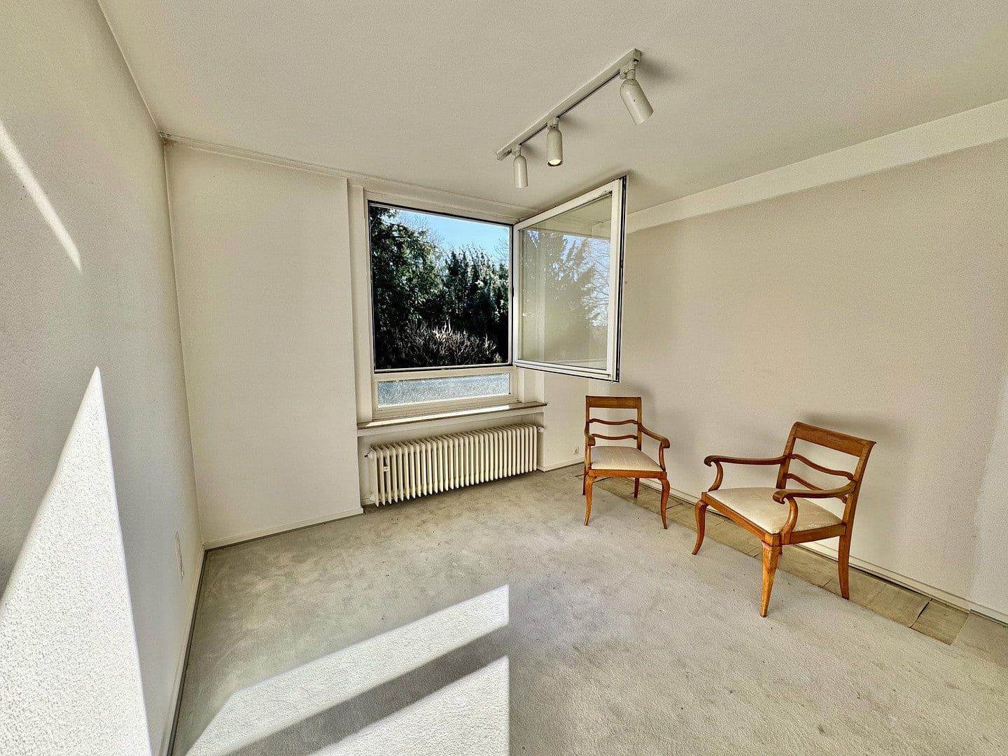 Predaj domu 243 m², pozemek 773 m², Am Neuenhof 7, Aachen, Severné Porýnie - Westfálsko Predaj domu 243 m², pozemek 773 m², Am Neuenhof 7, Aachen, Severné Porýnie - Westfálsko
