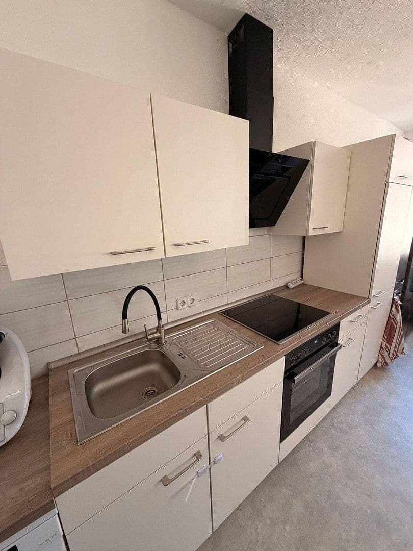 Prenájom bytu 3-izbový 80 m², Straße der Einheit 44, Heringen/Helme, Durínsko Prenájom bytu 3-izbový 80 m², Straße der Einheit 44, Heringen/Helme, Durínsko